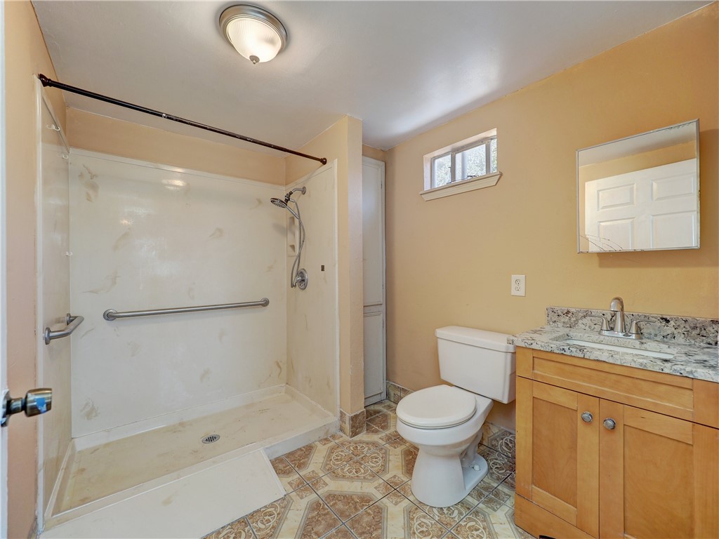 813 Martinez St Property Photo 21