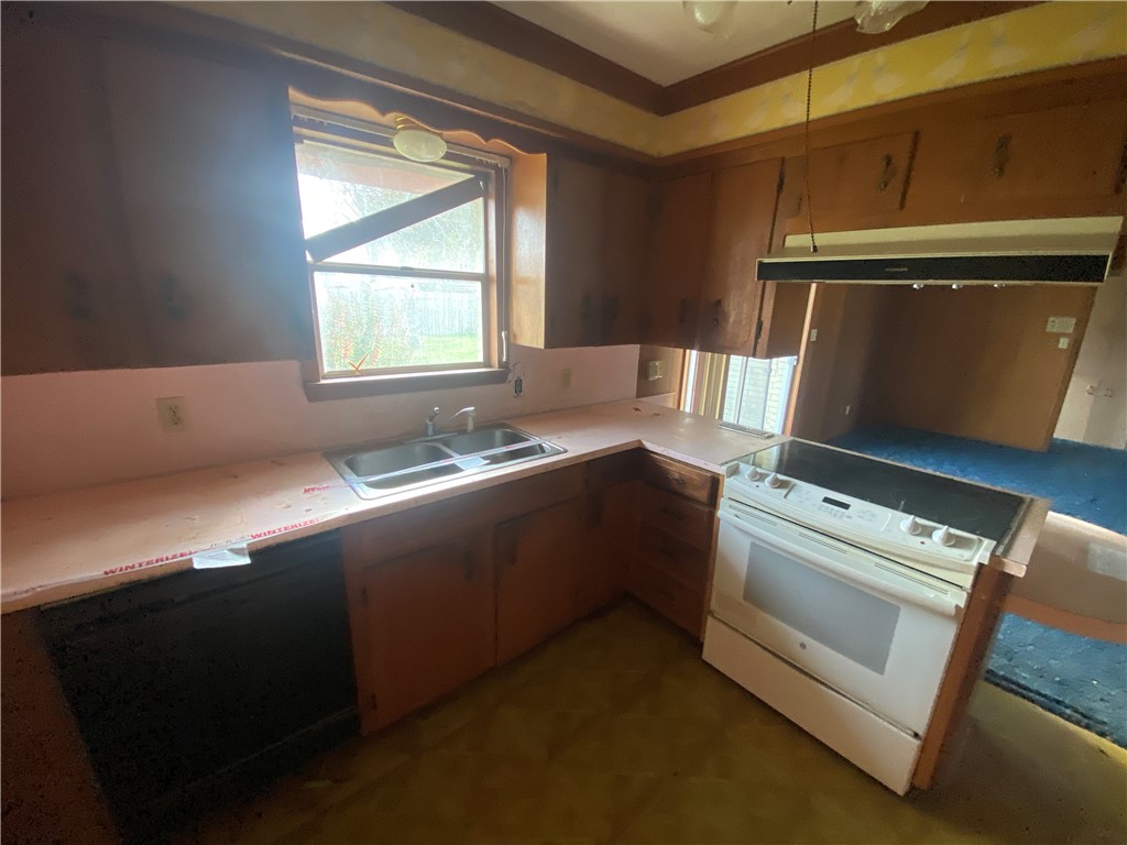 1306 Burkedale Dr Property Photo 8