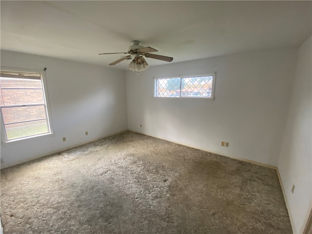 1306 Burkedale Dr Property Photo 13