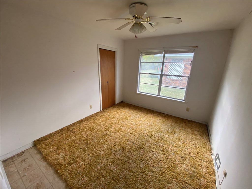 1306 Burkedale Dr Property Photo 19
