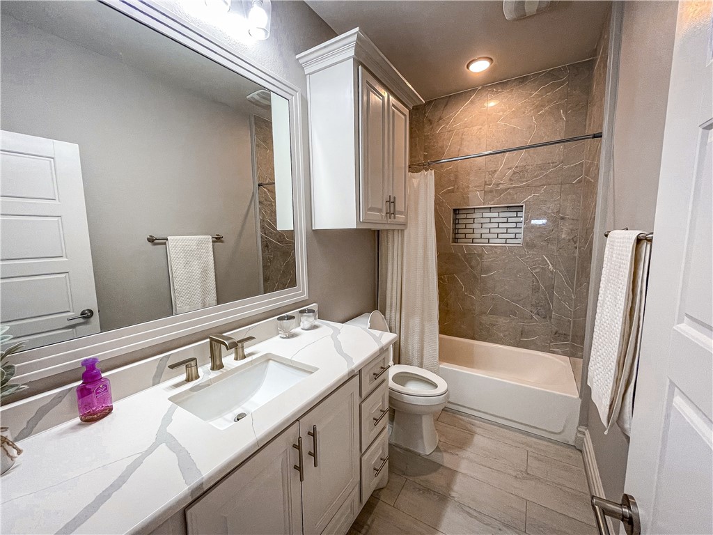 8137 Berenstain Dr Property Photo 20