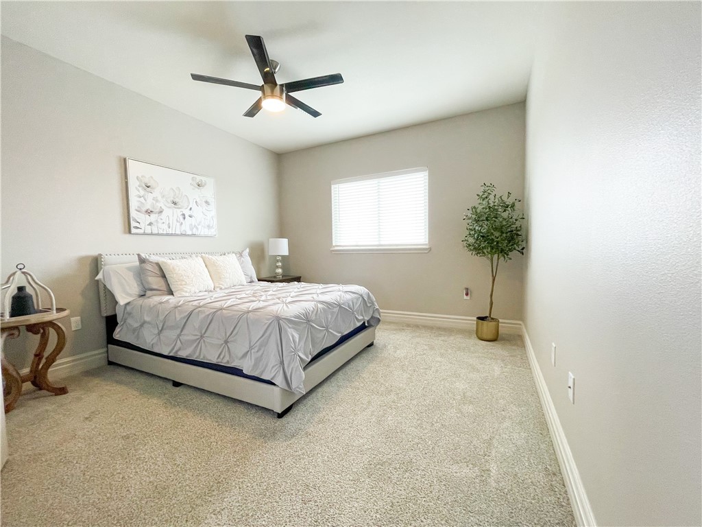 8137 Berenstain Dr Property Photo 22