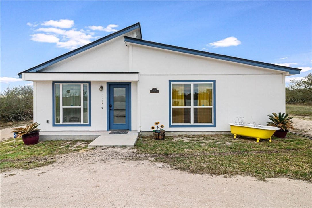 121 Hillside Property Photo