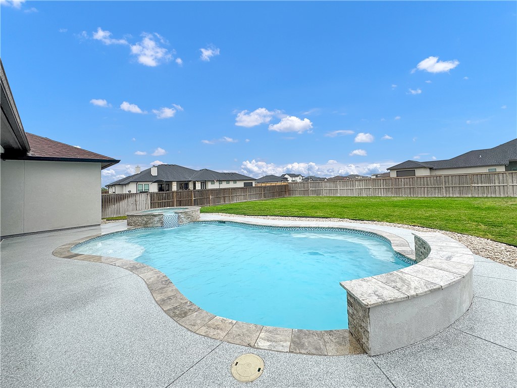 725 Buffalo Creek Dr Property Photo 35