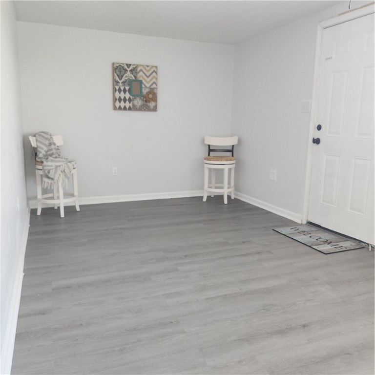 1714 Amber Dr Property Photo 2