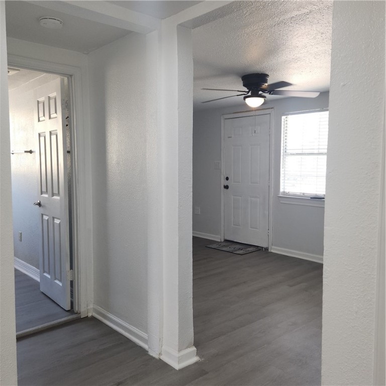 1714 Amber Dr Property Photo 4