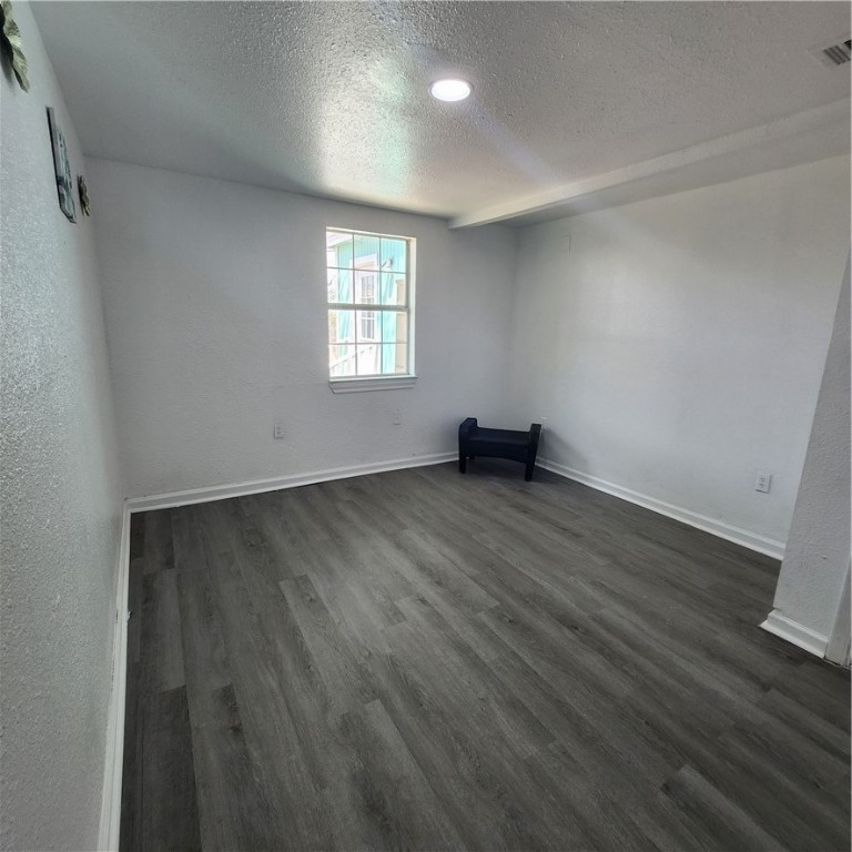 1714 Amber Dr Property Photo 19