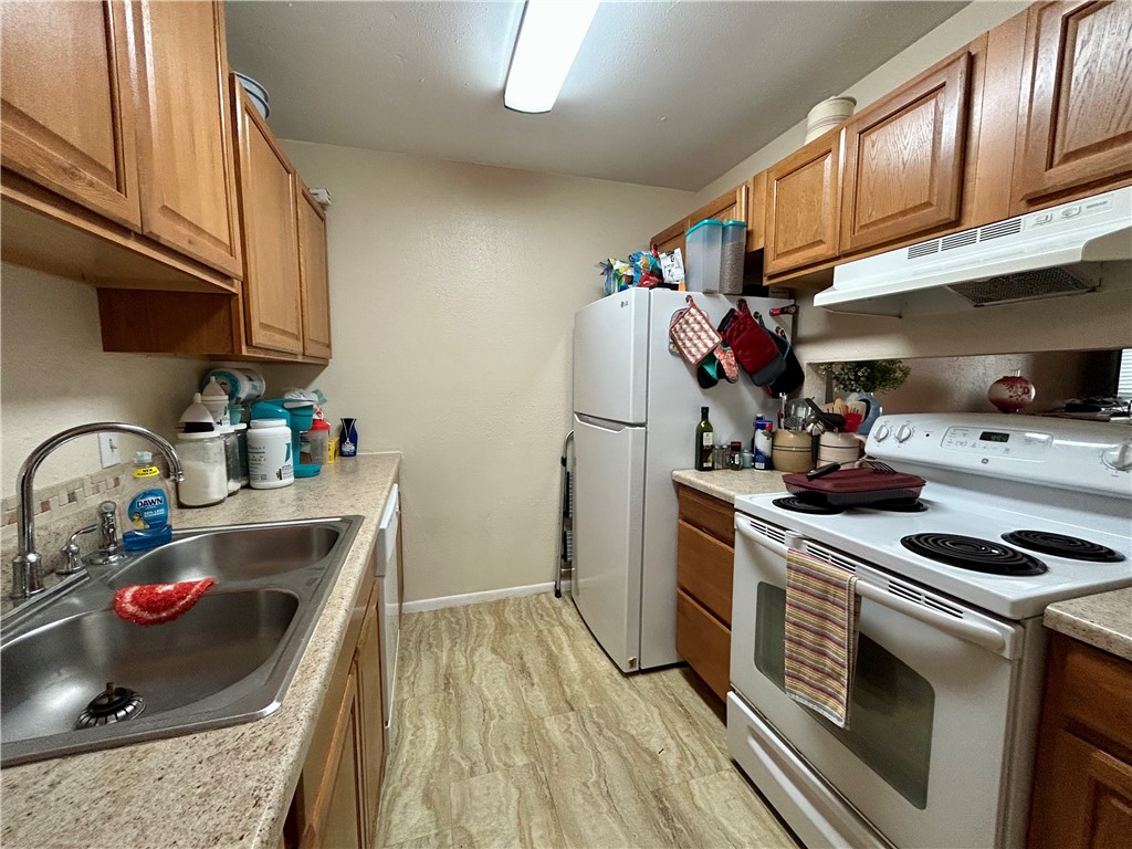 2119 Westwind Property Photo 6