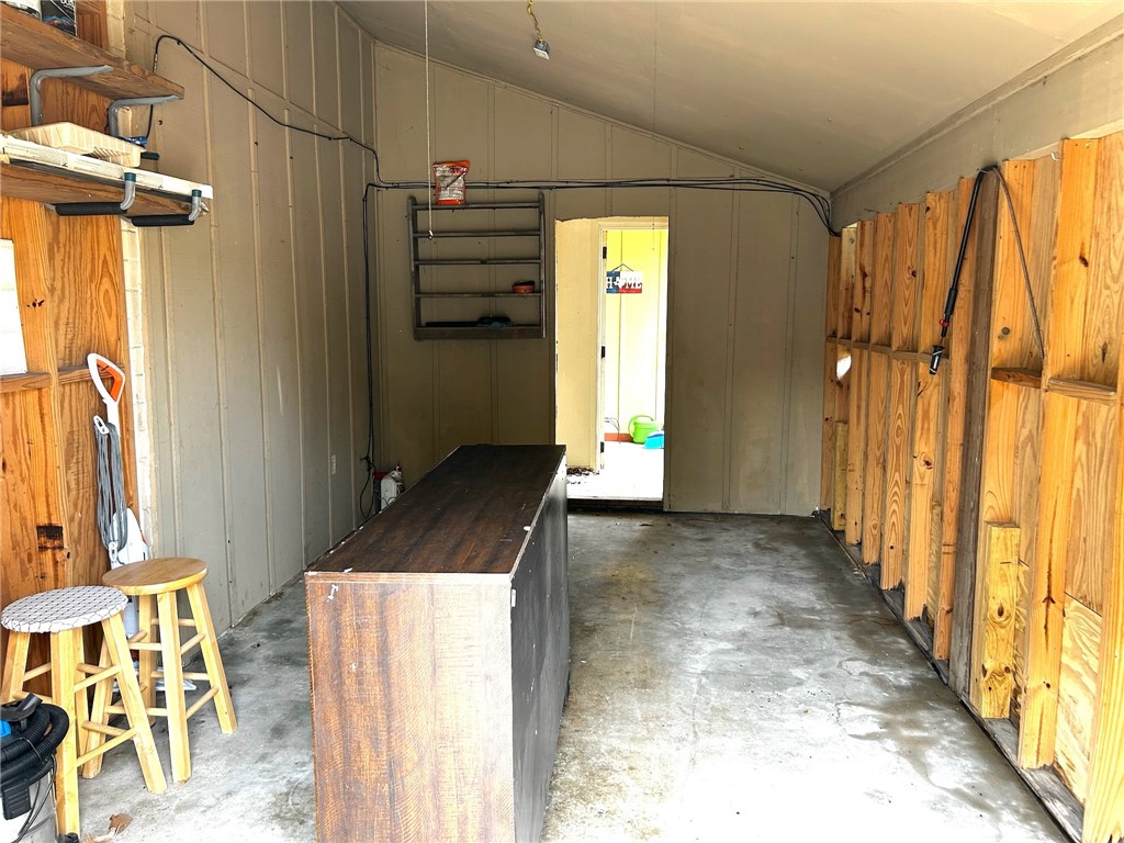 2119 Westwind Property Photo 32