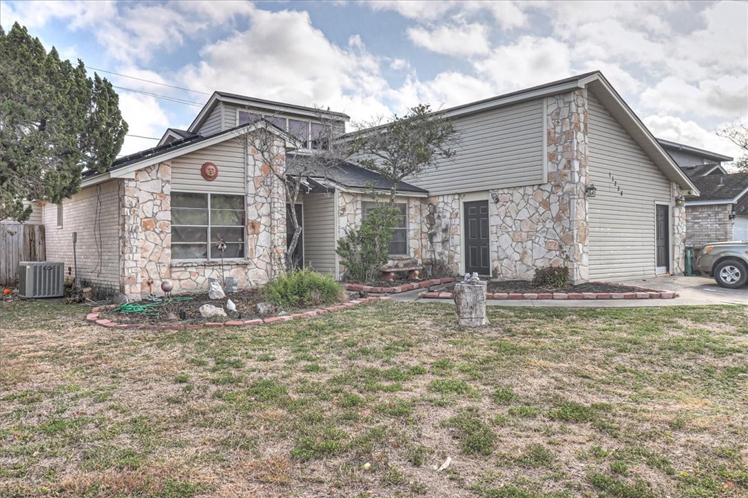 11238 Willowood Creek Dr Property Photo