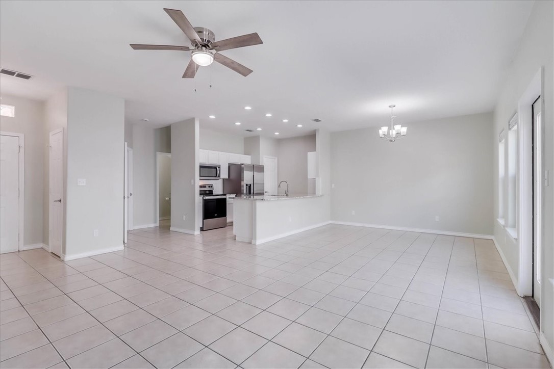 15513 Palmira Ave B Property Photo 7