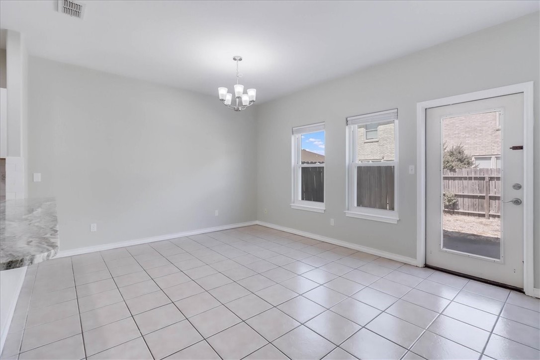 15513 Palmira Ave B Property Photo 10