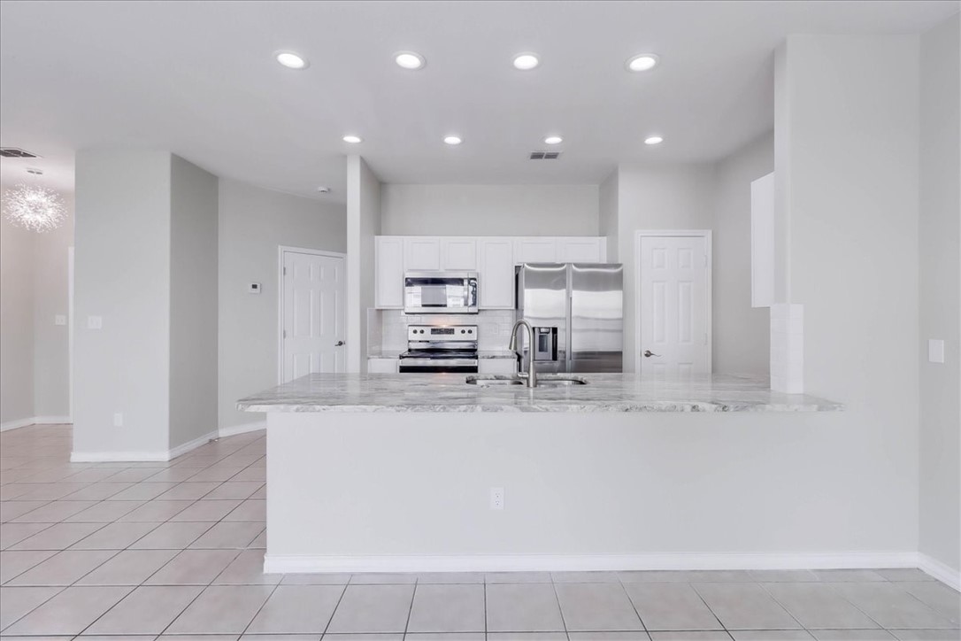 15513 Palmira Ave B Property Photo 14