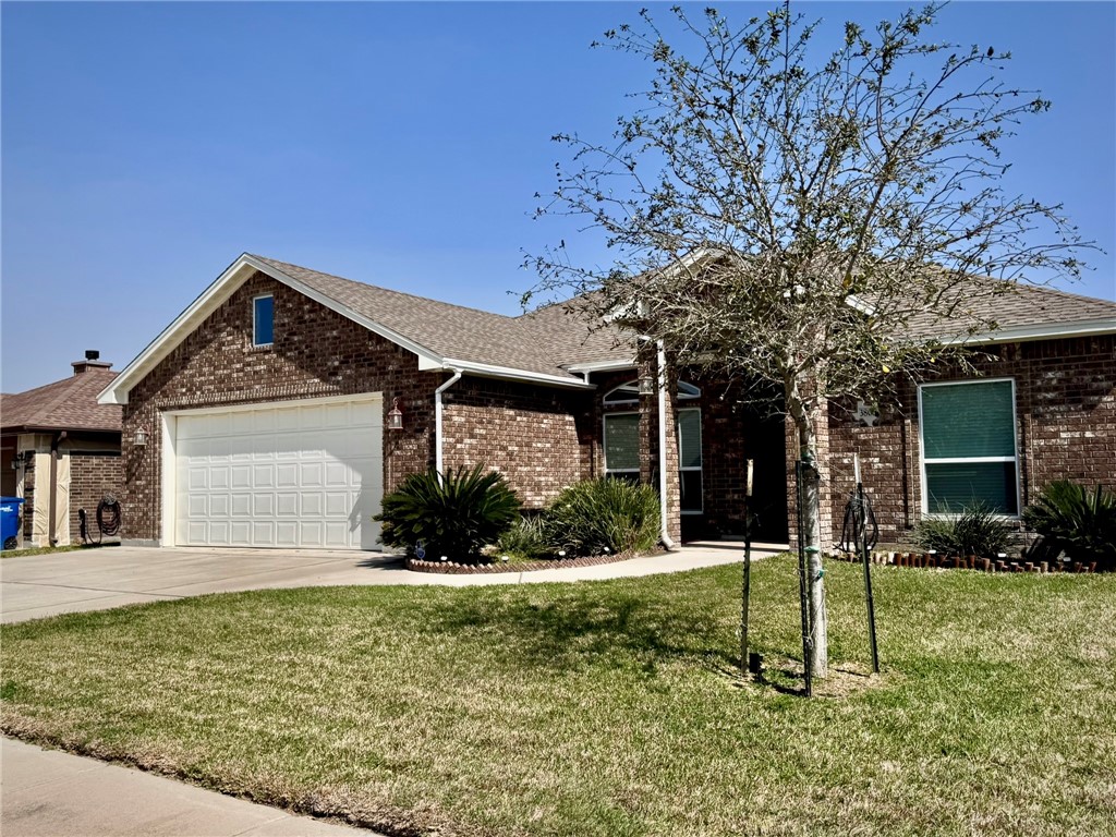 3806 Kangaroo Ct Property Photo 2