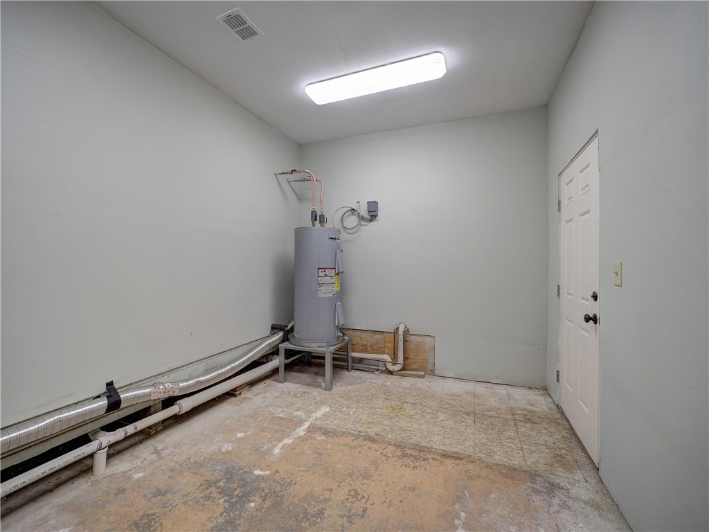 321 N 12th St Property Photo 20