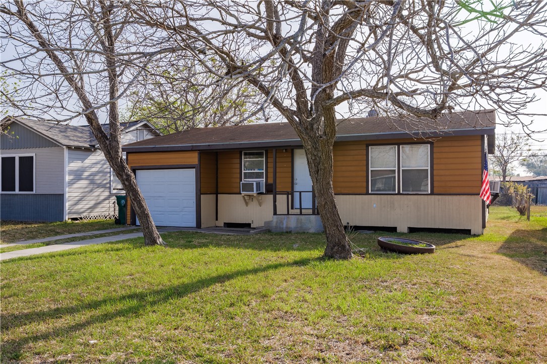 938 Dorothy Property Photo 2
