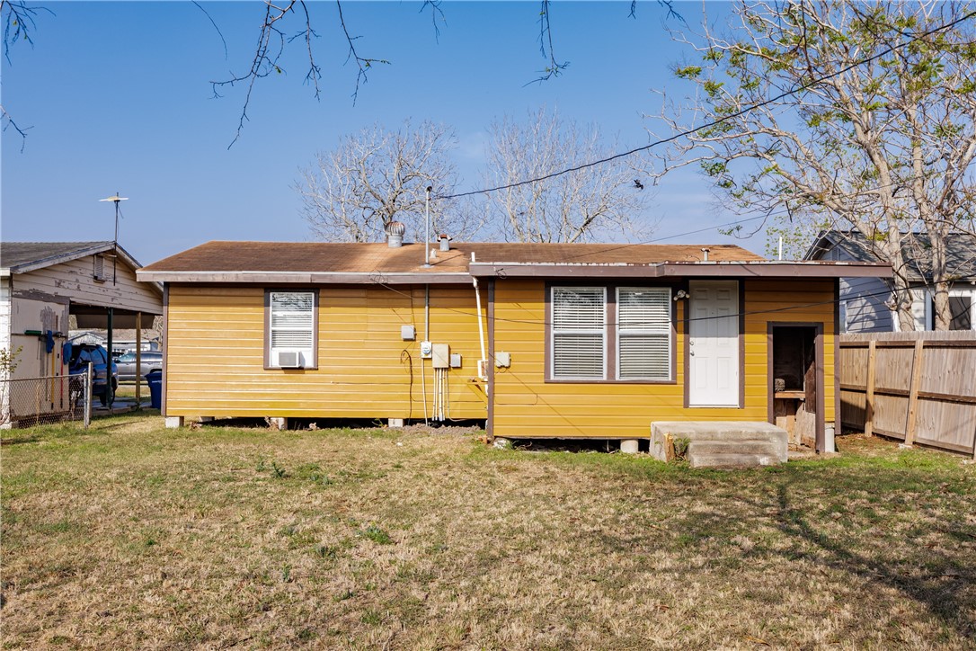 938 Dorothy Property Photo 21