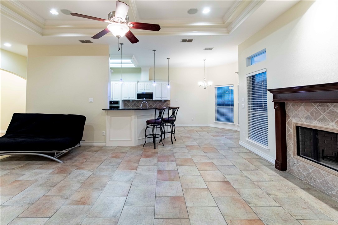 15306 Guadalupe River Dr Property Photo 10