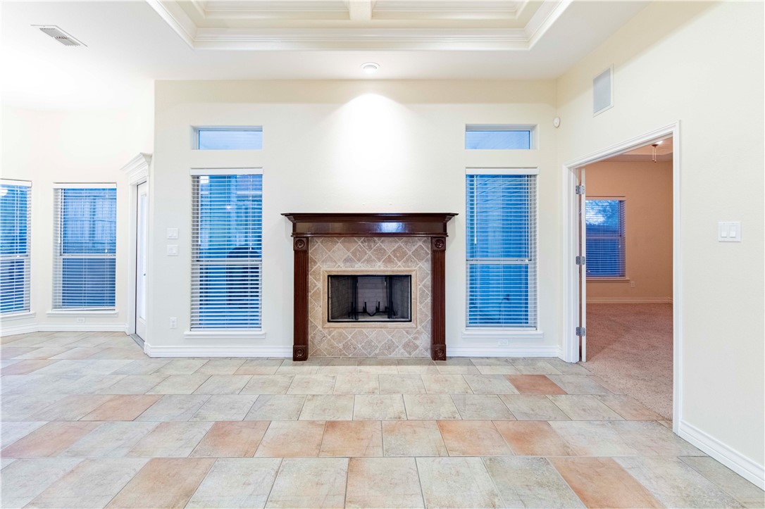15306 Guadalupe River Dr Property Photo 11