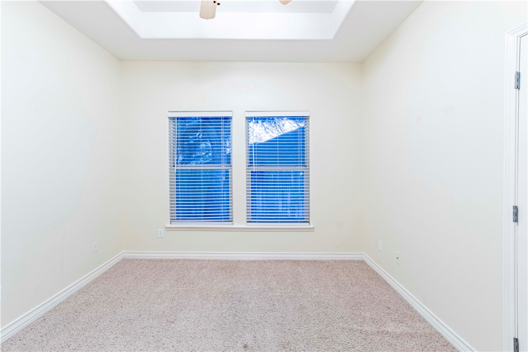 15306 Guadalupe River Dr Property Photo 26