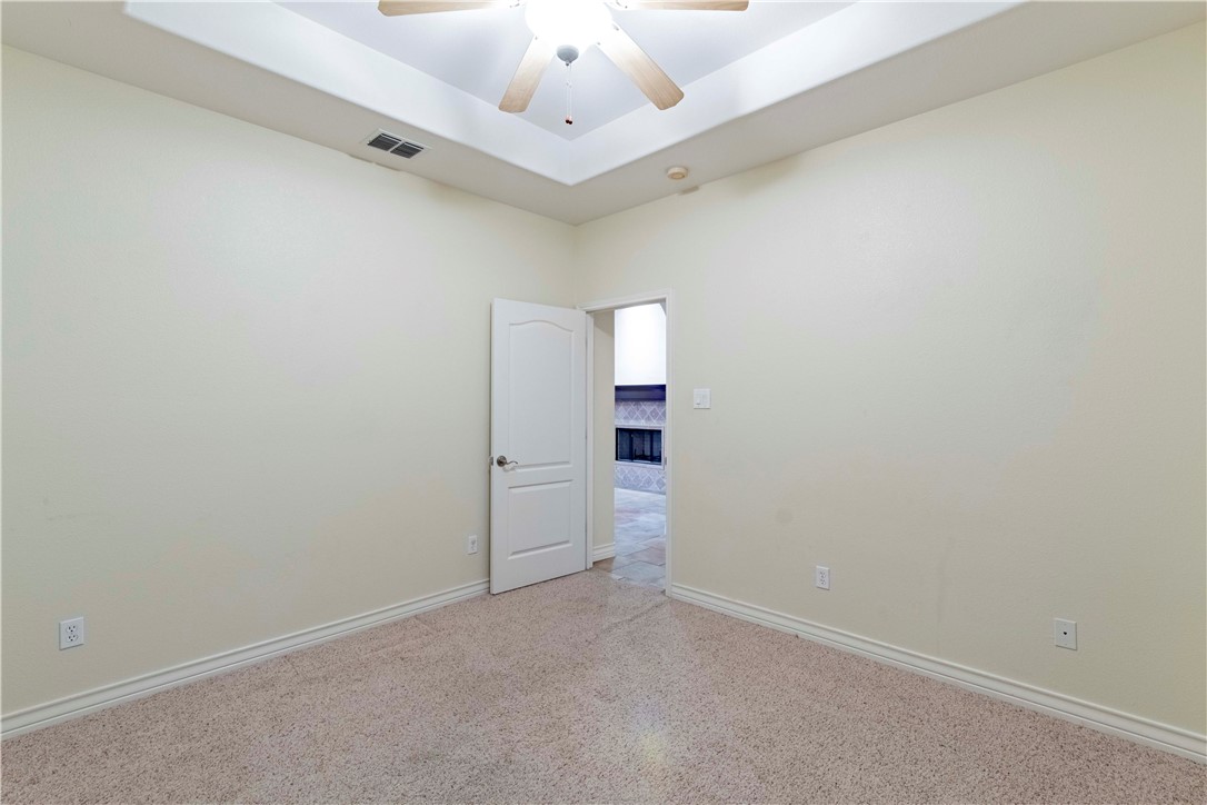 15306 Guadalupe River Dr Property Photo 27