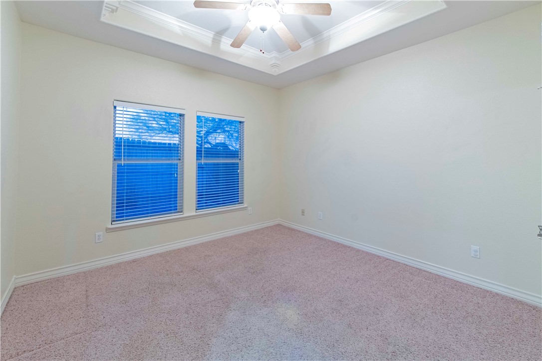 15306 Guadalupe River Dr Property Photo 33