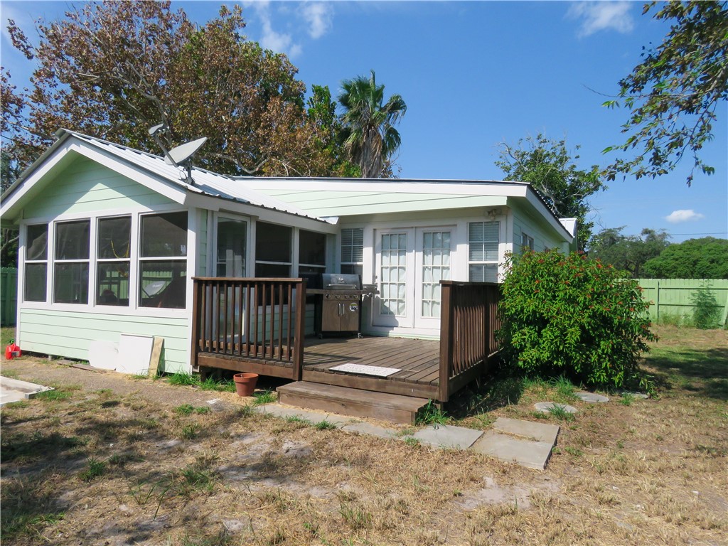 508 Broadway St Property Photo 8