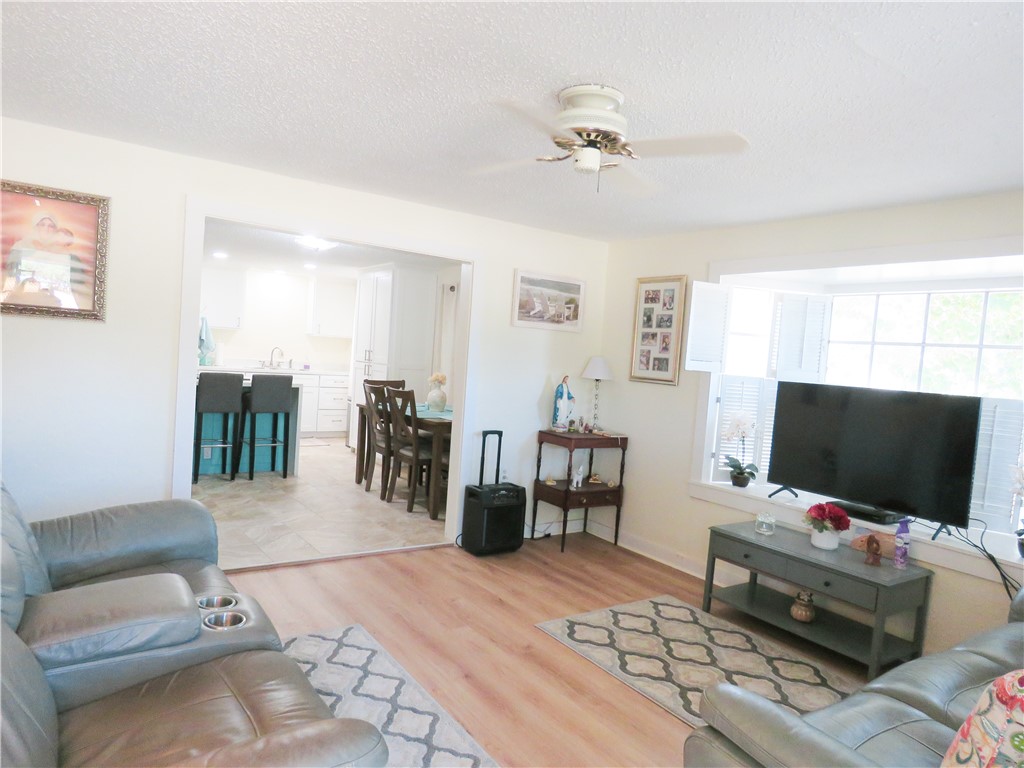 508 Broadway St Property Photo 12