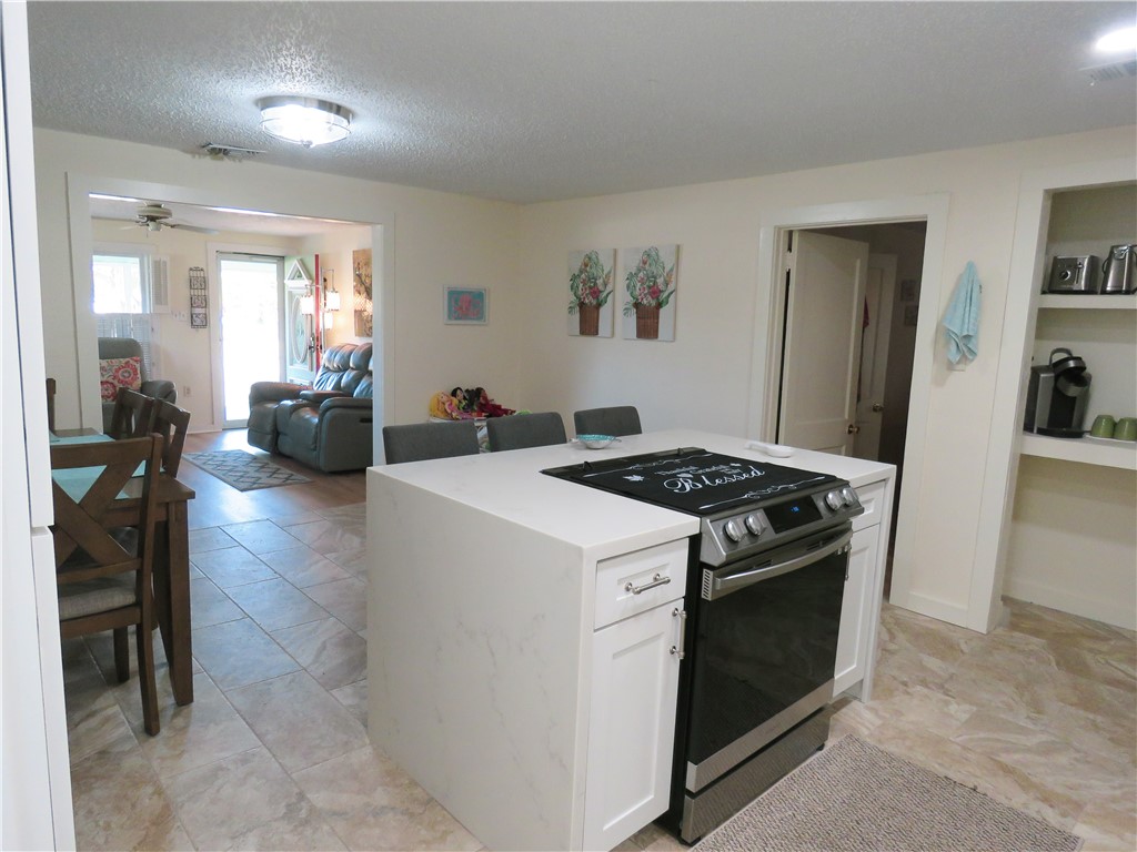 508 Broadway St Property Photo 16