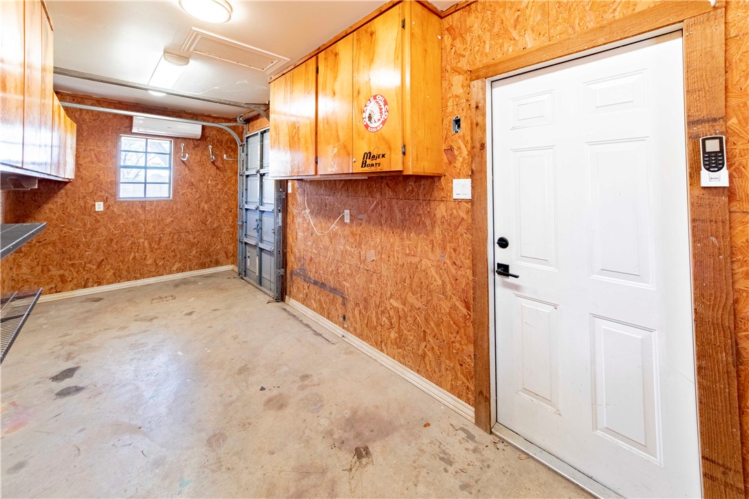 1111 N Hackberry St Property Photo 39