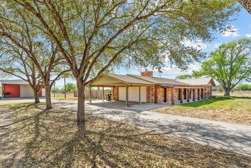 5498 Sunset Trai Property Photo 2