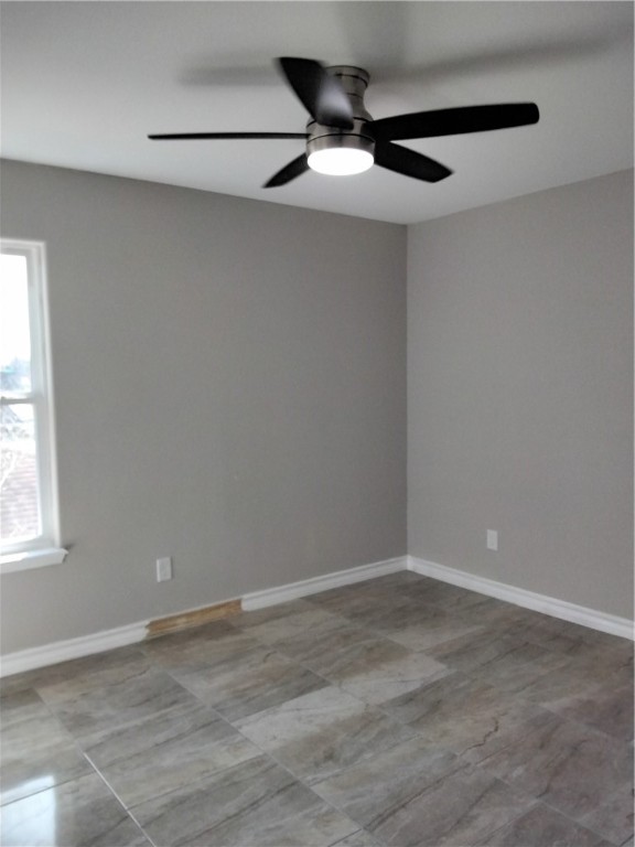 3018 Greenwood Dr Property Photo 22
