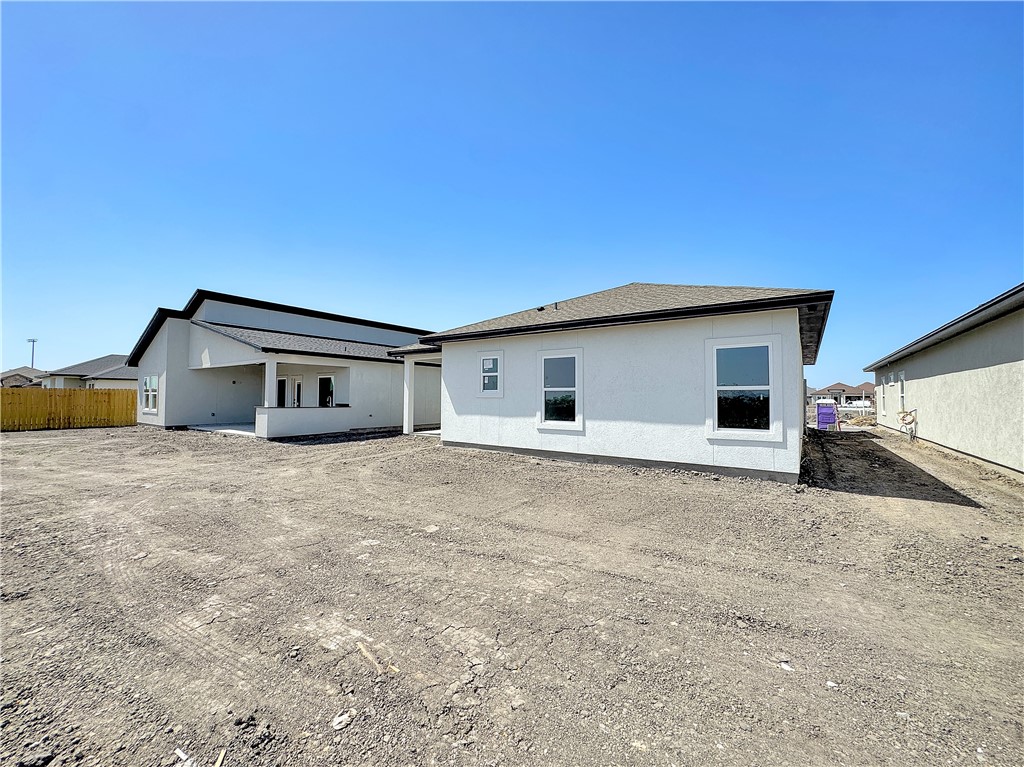 6222 Sadie St Property Photo 26