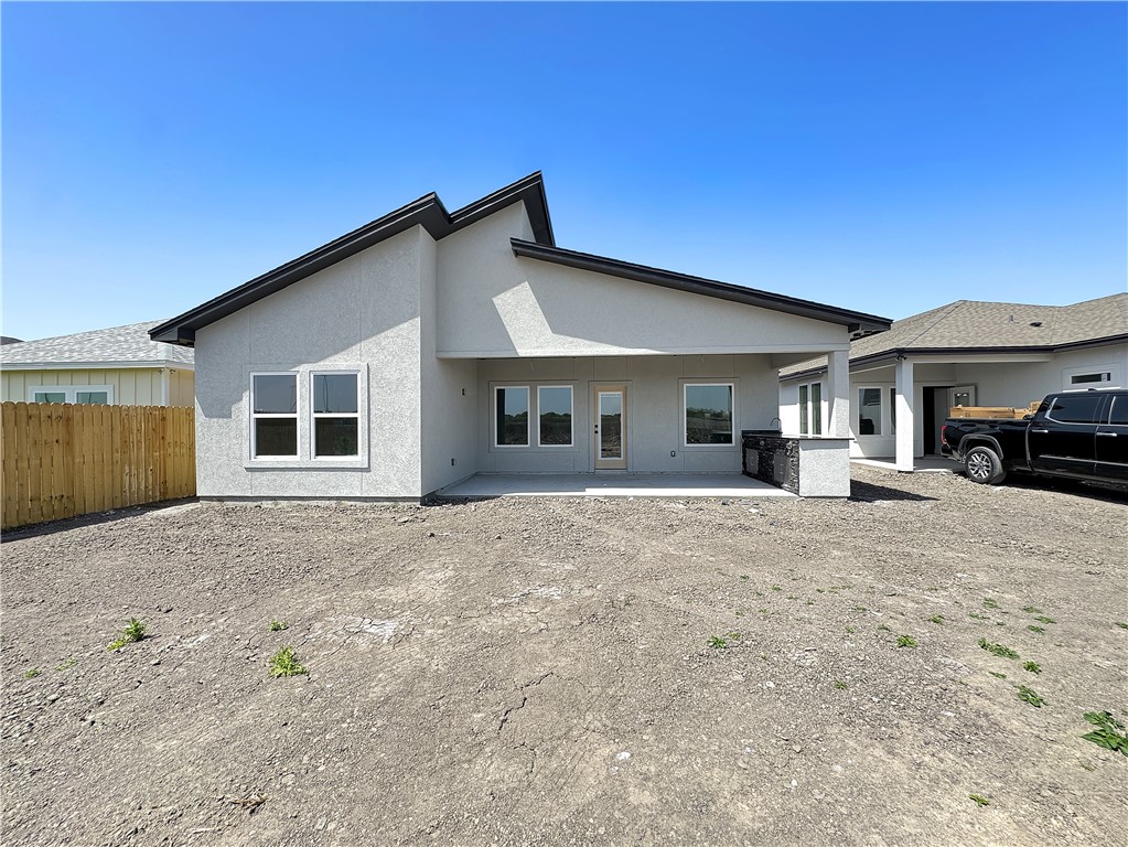 6226 Sadie St Property Photo 21