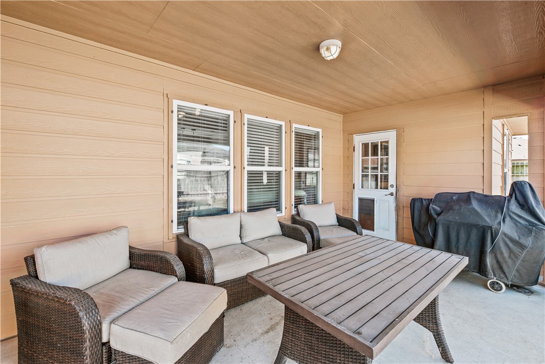 15525 Escapade St Property Photo 17