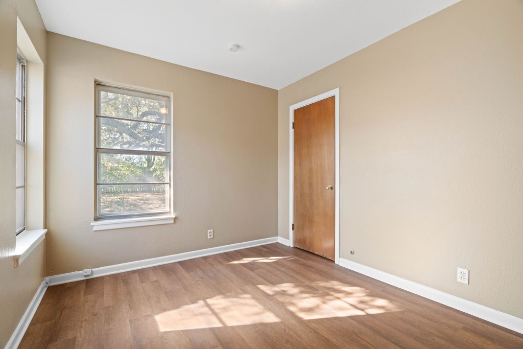 811 W I Ave Property Photo 12