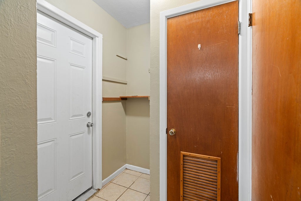 811 W I Ave Property Photo 16