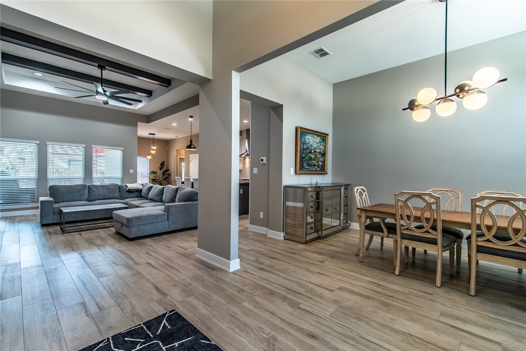 15122 Aquarius St Property Photo 3