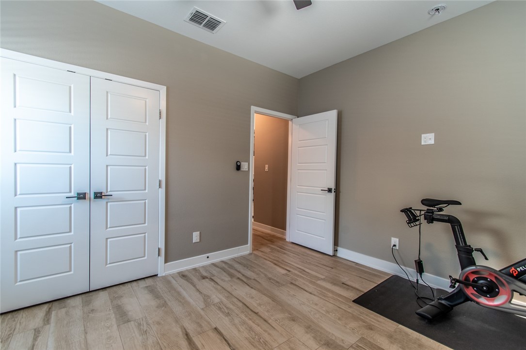 15122 Aquarius St Property Photo 24