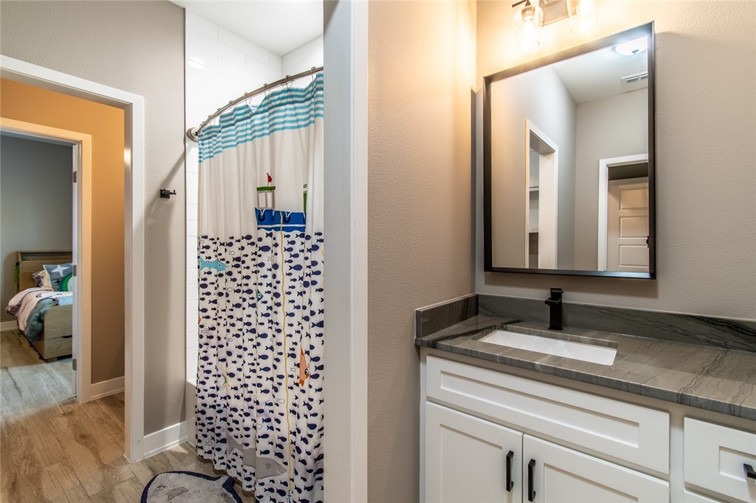 15122 Aquarius St Property Photo 28