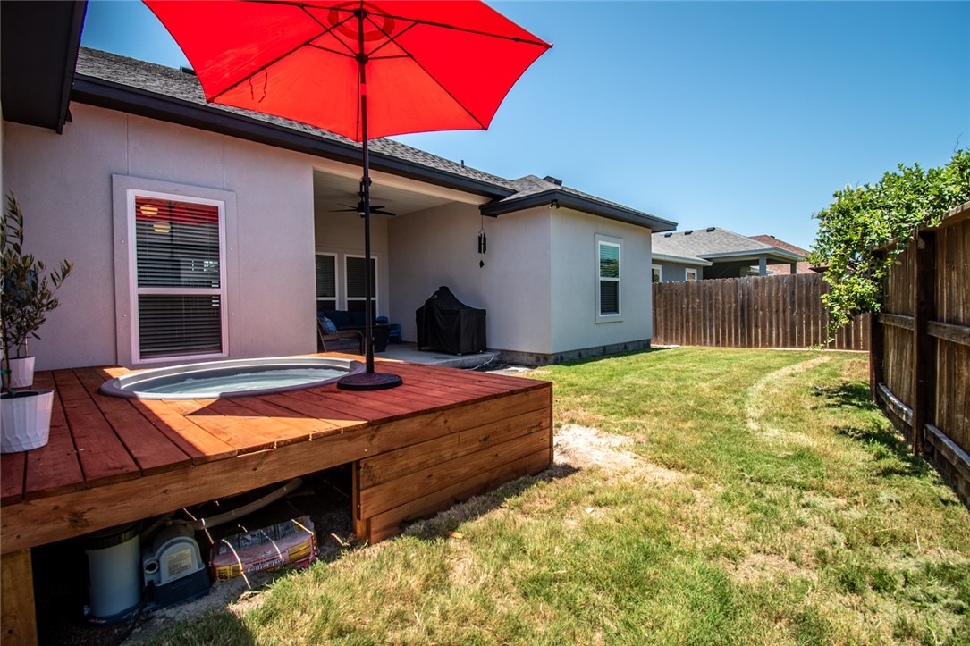 15122 Aquarius St Property Photo 37