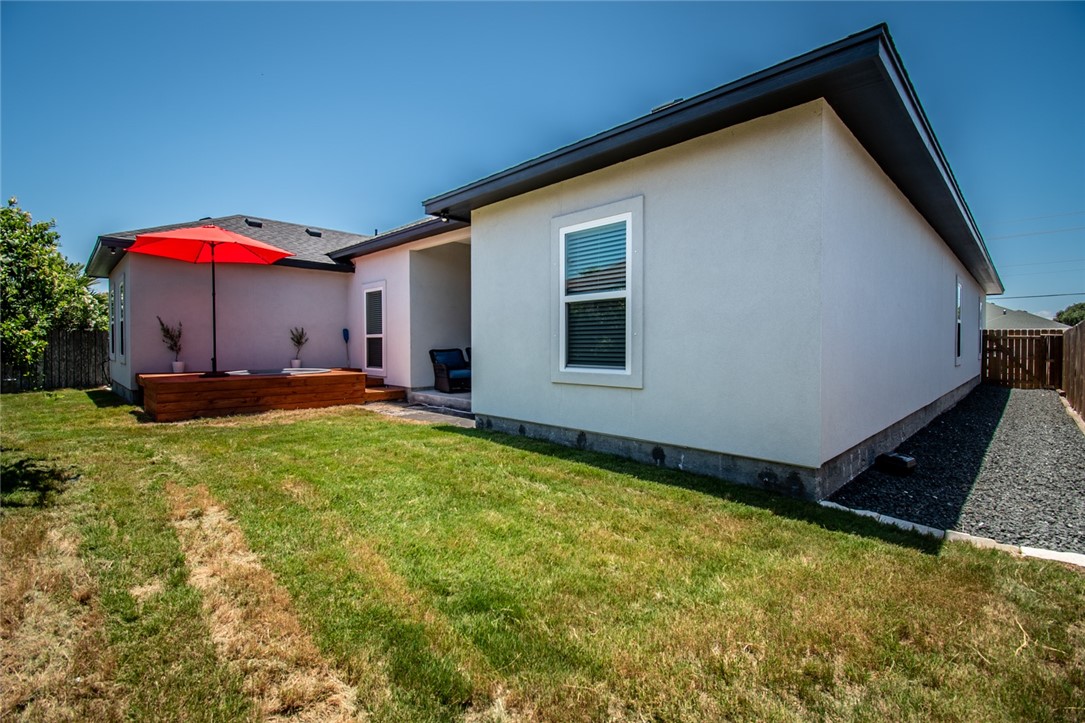 15122 Aquarius St Property Photo 38