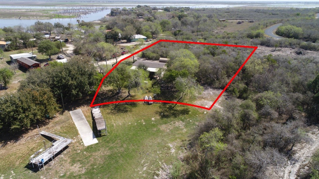 118 Minson Dr Property Photo 8
