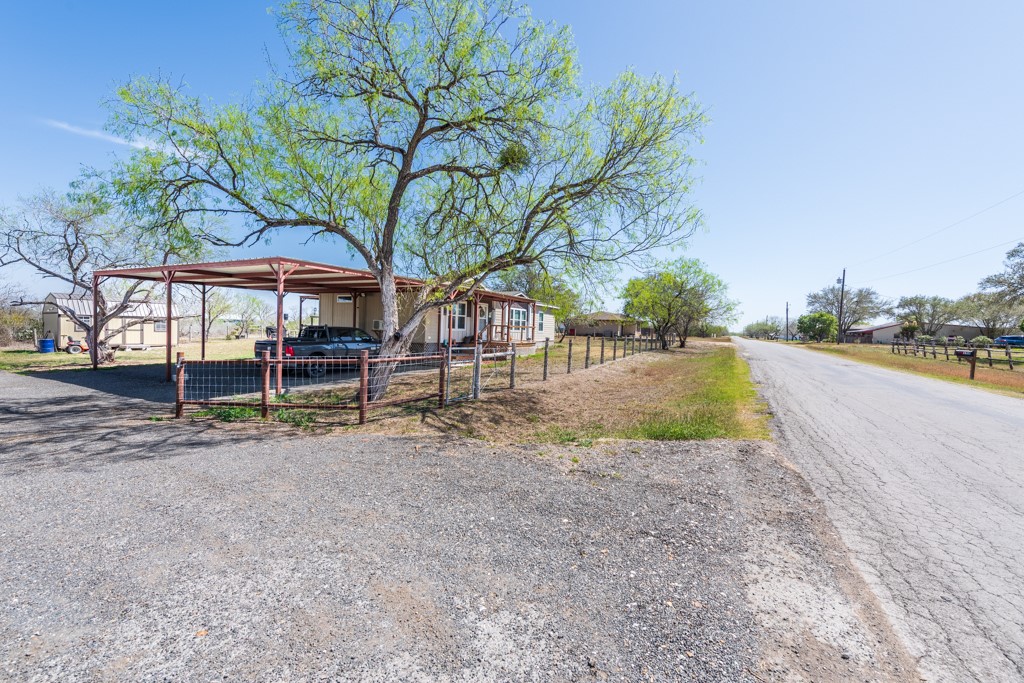 158 Gallant Fox Property Photo 6