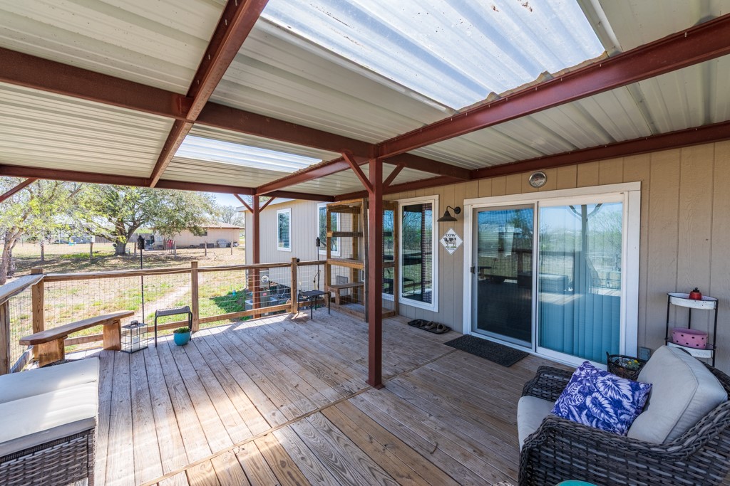 158 Gallant Fox Property Photo 8