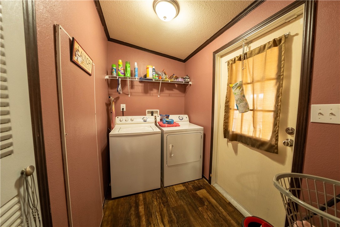 635 W Holland St Property Photo 12