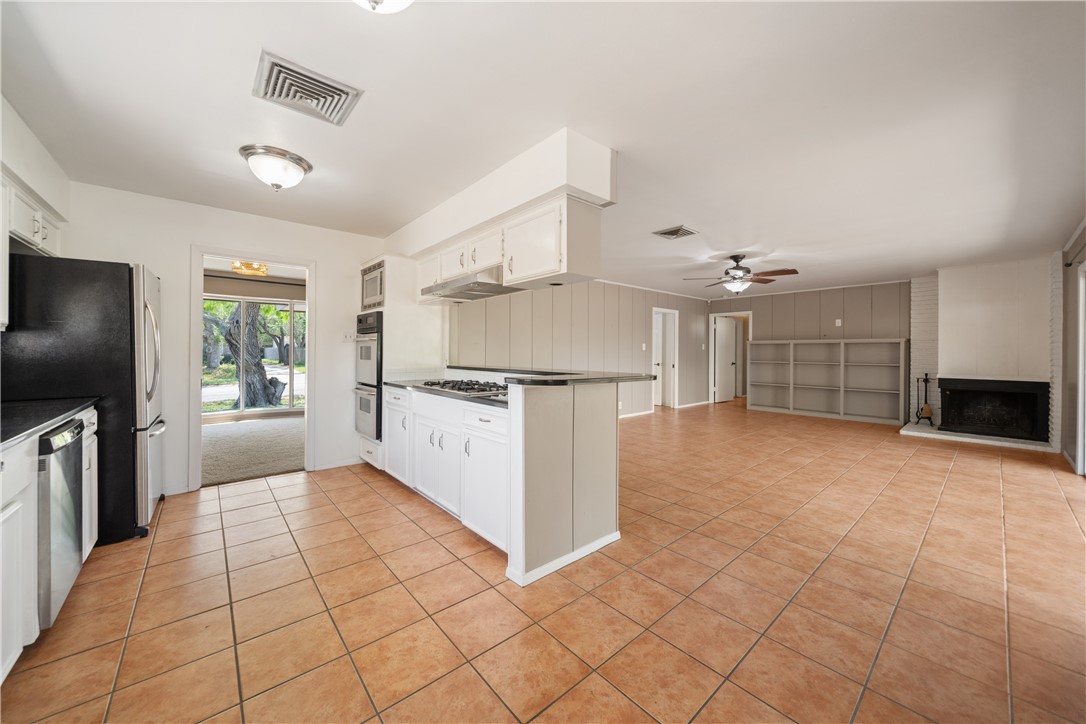 5909 Fenway Dr Property Photo 11