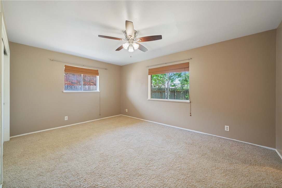 5909 Fenway Dr Property Photo 25