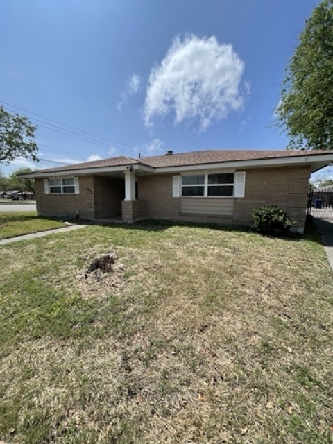 3933 Dunbrook Dr Property Photo 19