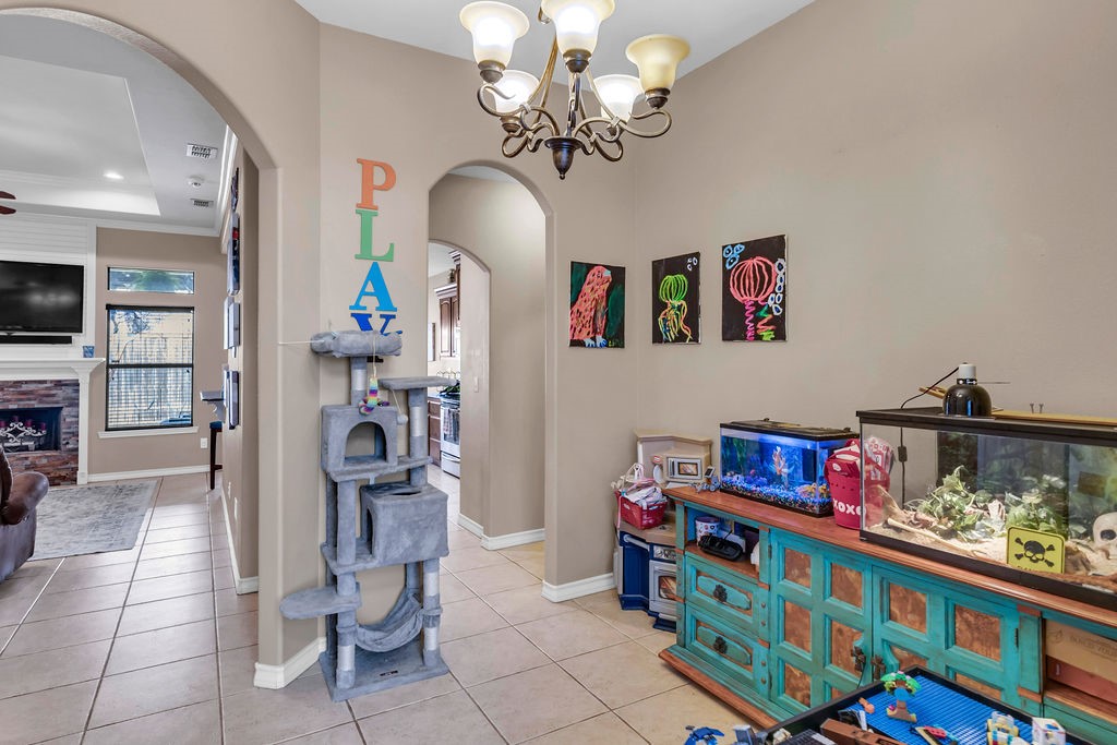 10422 Pioneer Dr Property Photo 11
